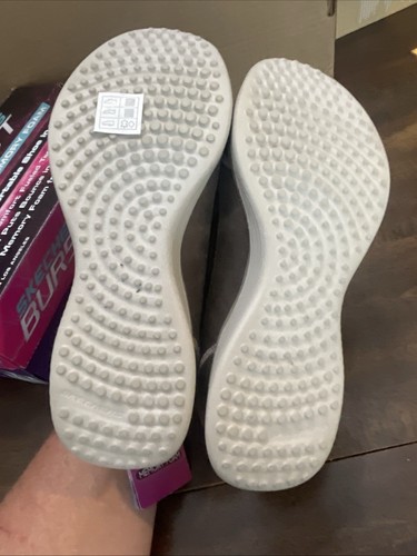 Skechers Burst Damenschuhe Air Cooled mit Memory Foam 7,5 Neu mit Karton - Bild 9 von 12