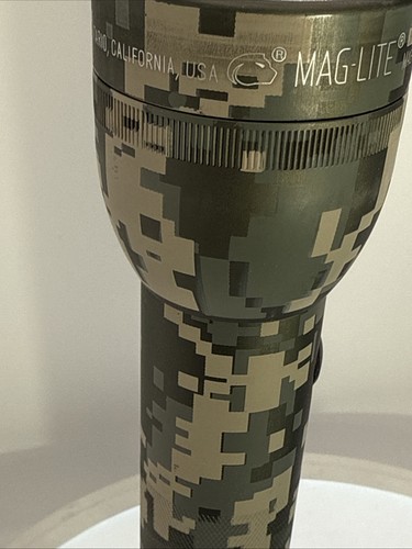 NUEVA Linterna Maglite 12” Celda 3D Digital Camuflada Metal Resistente IPX4 - Imagen 5 de 21