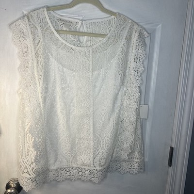 Emaline NWT Cap Sleeve white Blouse Women's XL  Lacey design delicate detail