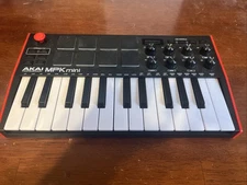 Akai MPK Mini MK3 25 Key Electronic Keyboard - Black/Red/White