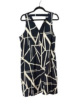 Banana Republic Shift Dress L Sleeveless Navy Geometric Print V Neck