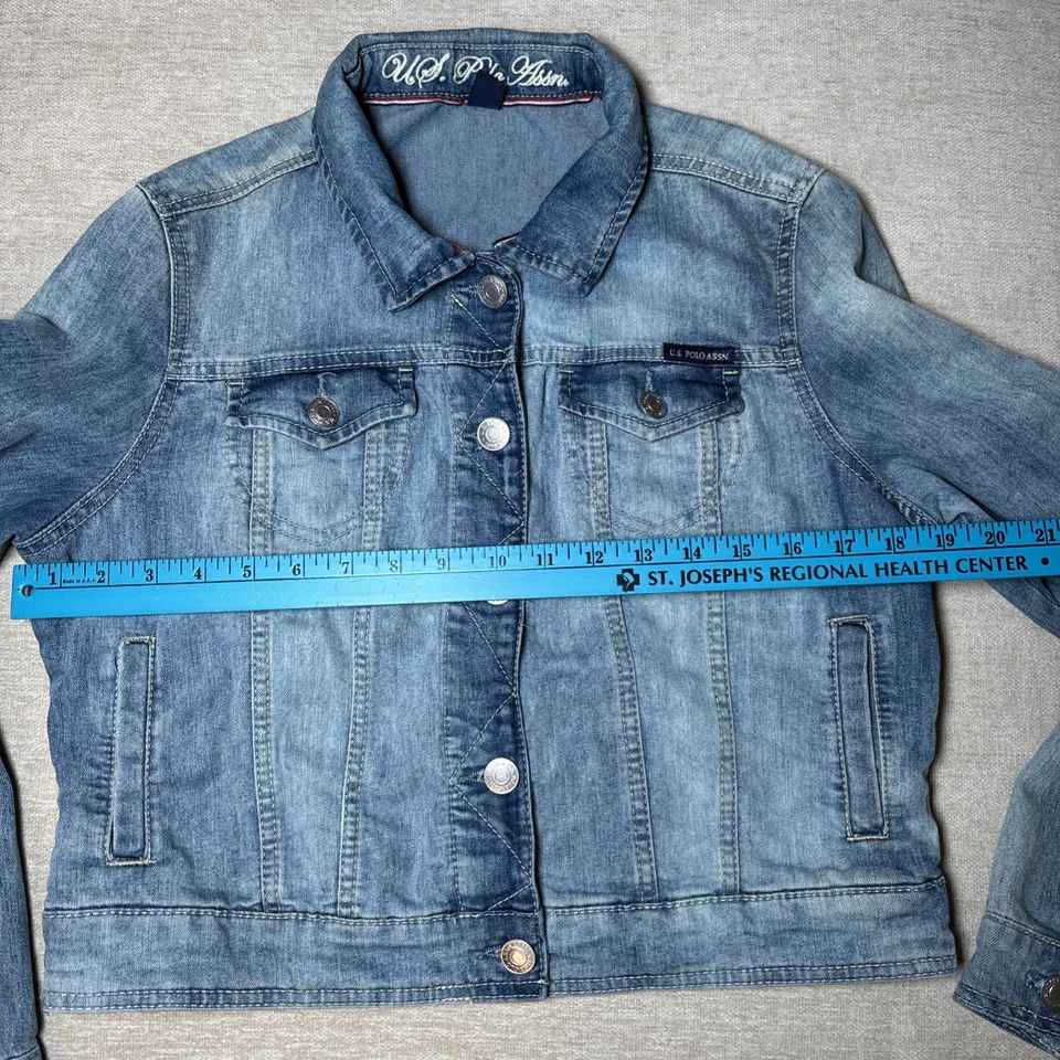 EE. UU. POLO Assn. Chaqueta vaquera azul para mujer talla mediana Trucker Foto 2 de 4