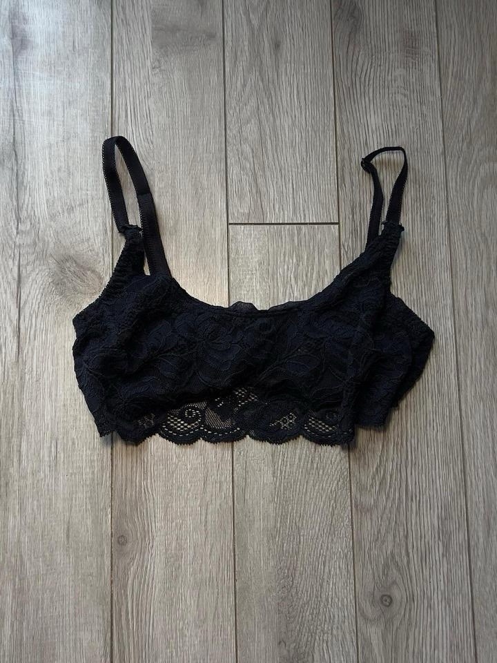 Vintage Parisa Black Floral Lace Underwire Bra 34B Sheer Unlined Gothic Romantic