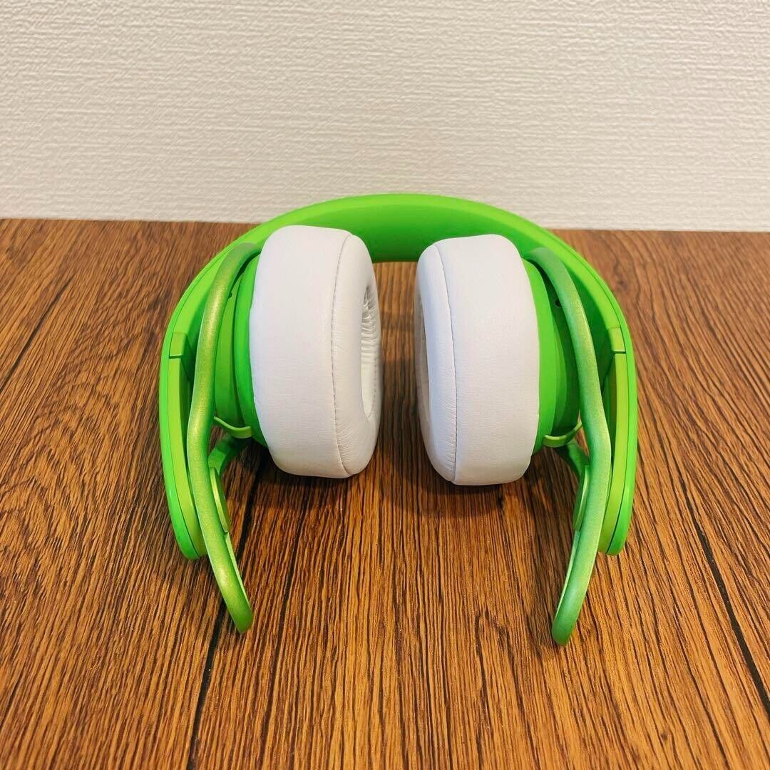 Beats by Dr. Dre Mixr Headphones Green MHC62PA/A [Gently Beats by Dr. Dre Mixr Headphones Green MHC62PA/A [Gently