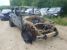 2018 Jeep Wrangler Transfer Case 68321885AC OEM