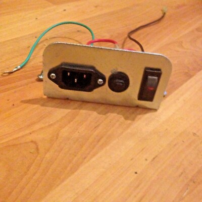 CARL LEWIS POWER RUNNER TREADMILL MODEL-006 (3 IN