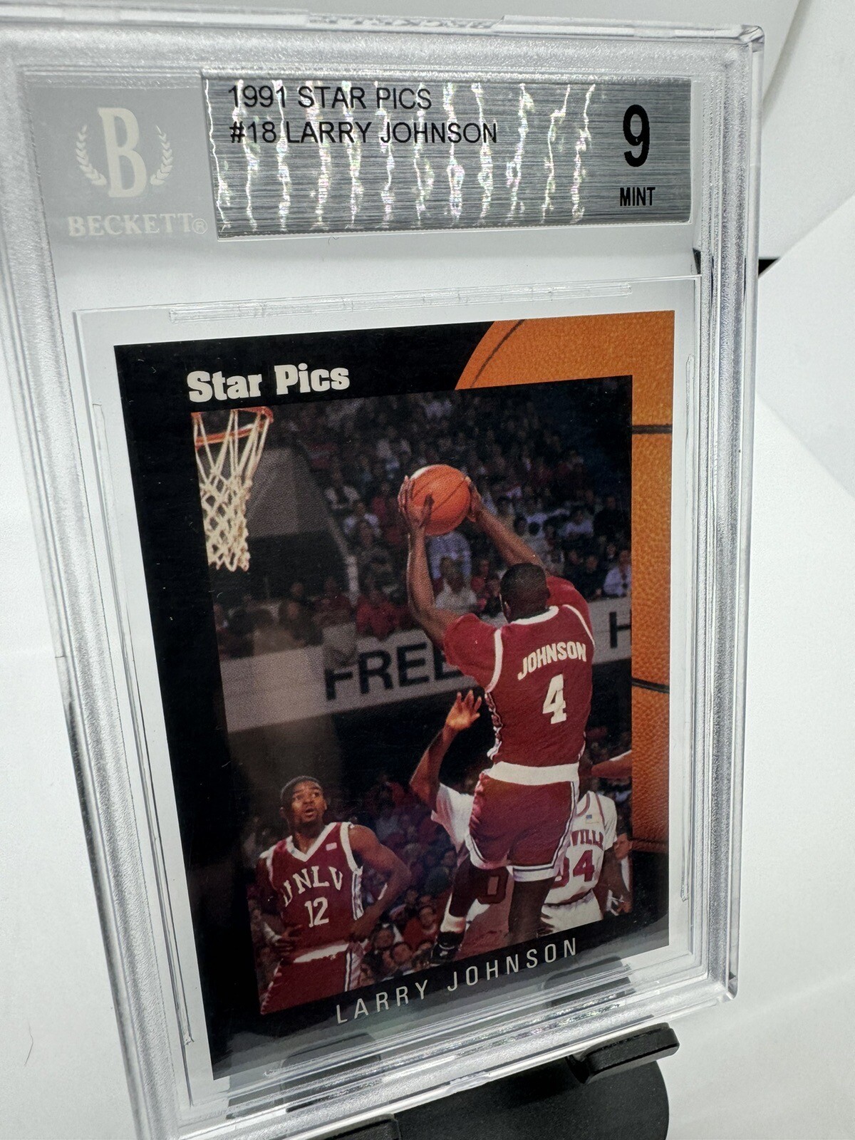 1991 Star Pics Larry Johnson RC #18 UNLV REBELS BGS 9 🏀🔥