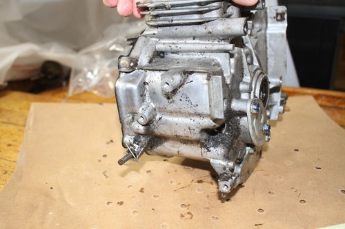 Honda HR-214 Lawnmower Engine Block, GXV-120 - Picture 9 of 13