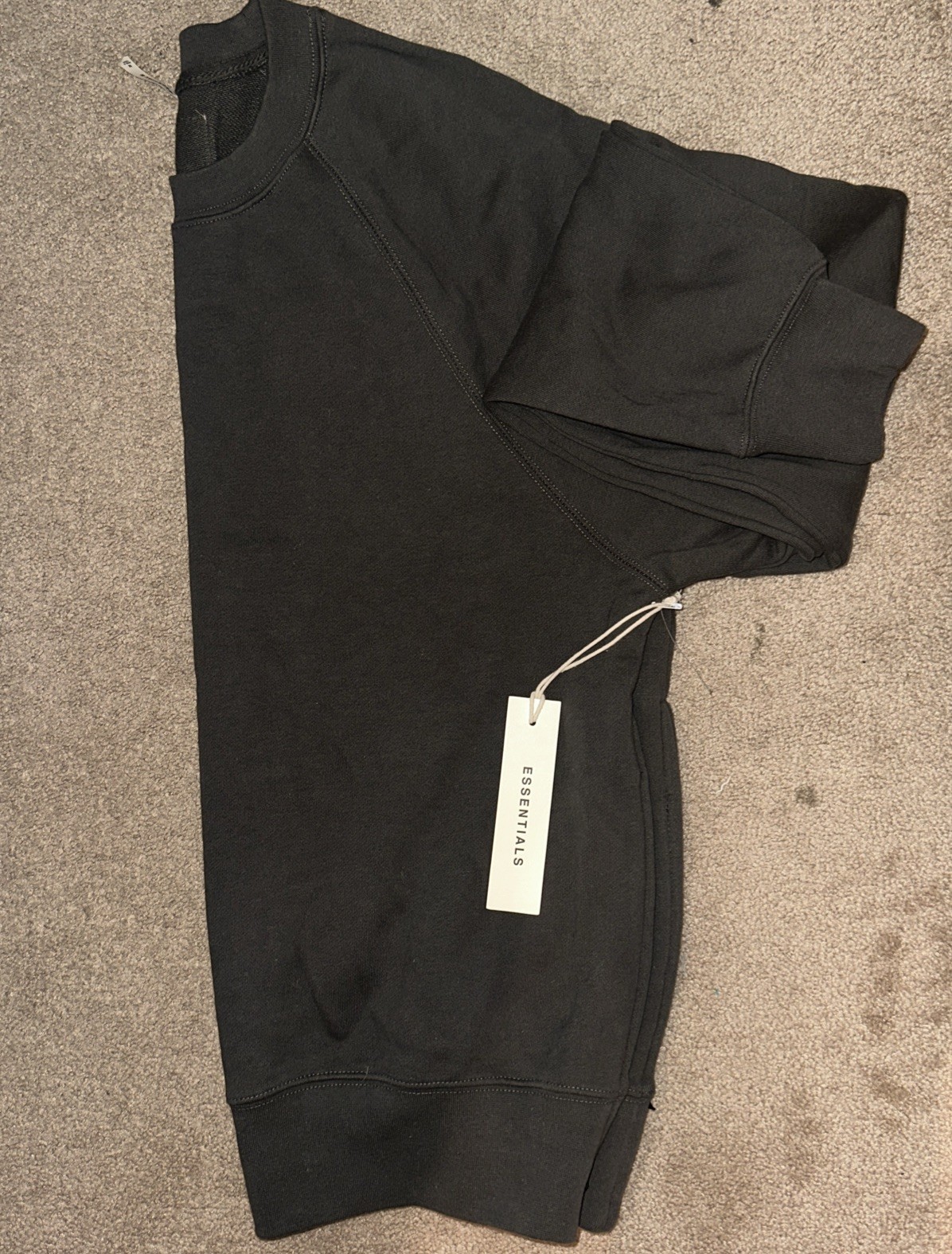 Brand New Essentials FOG Men’s Crewneck Size Medium image 3