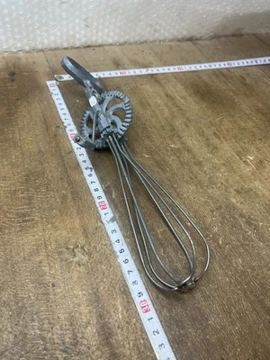 Batteur cuisine fouet Ustensile old tool outil ancien Réf n° 26/911 - Photo 1/4