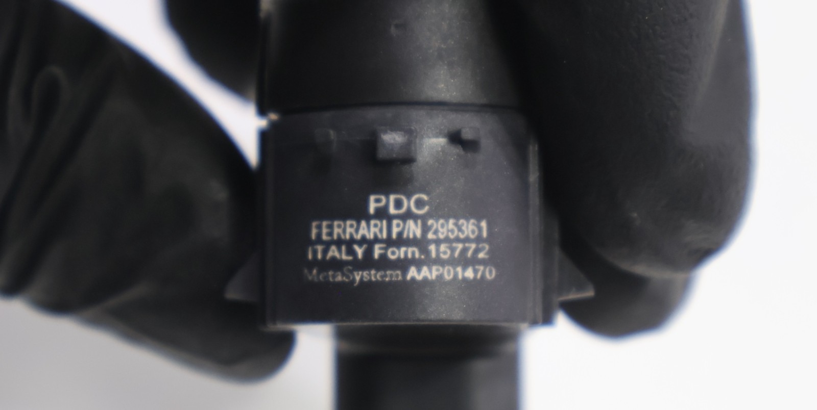 2015 - 2018 FERRARI CALIFORNIA T FRONT OR REAR BUMPER PARK ASSIST SENSOR OEM