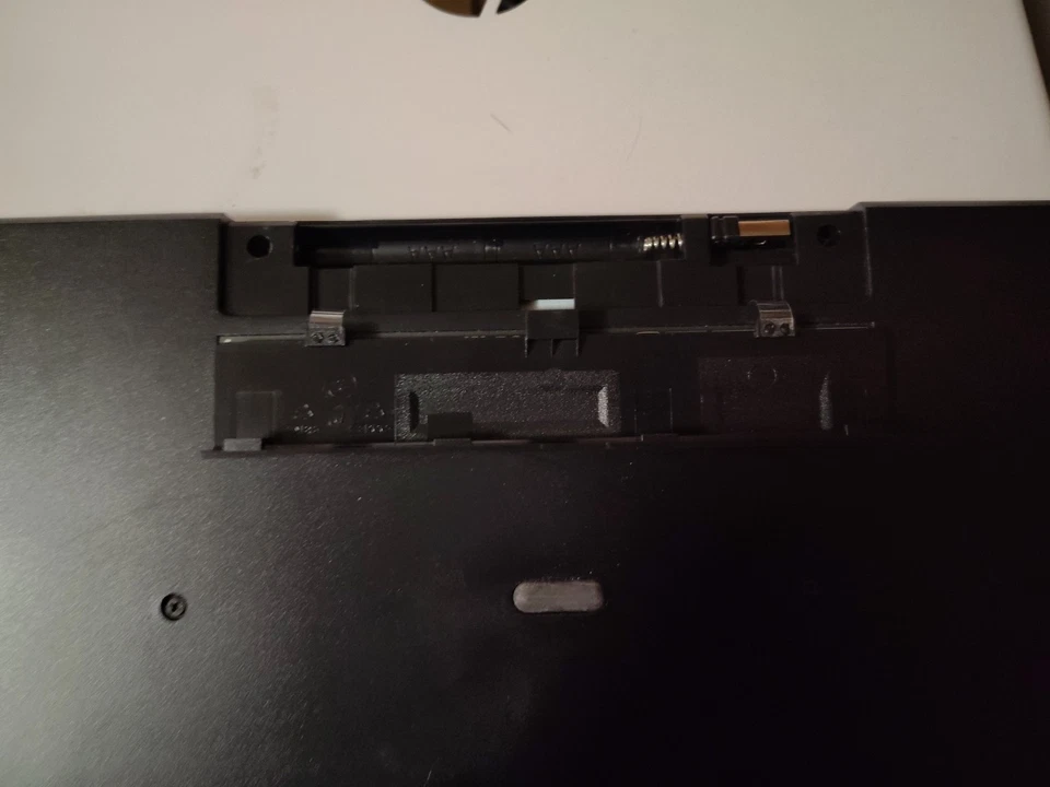 Working Lenovo KBRF3971 Ultraslim Plus Wireless Keyboard WITH USB RECEIVER - Image 4 of 4