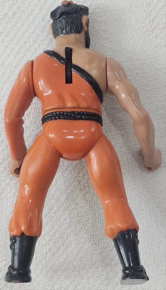 Lote de 4 figuras de acción de juguete de colección de los años 80 Ninja Kung Fu alienígena vaquero Wolfman  Foto 3 de 4