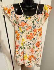 GUESS Blush Multi Floral Satin Sheath Dress 8 Scoop Neck Straps Lined Zip