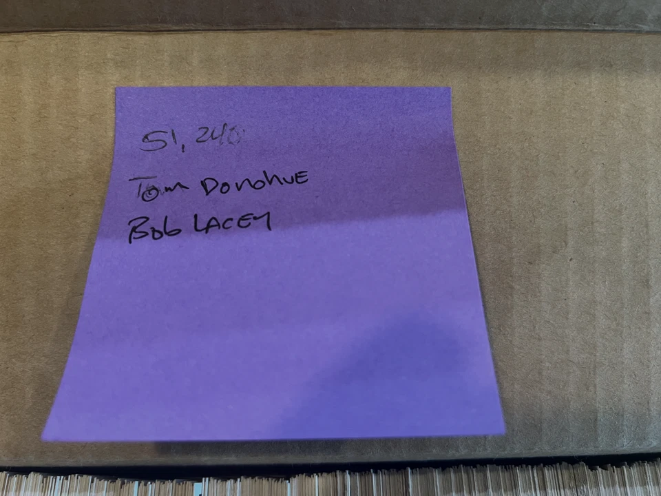 1981 Donruss Baseball Near Complete Set Missing Cards MINT - Image 2 of 2