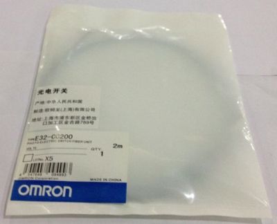 1PC OMRON E32-CC200 PhotoElectric Switch Fiber Unit E32CC200 Cable New In Box