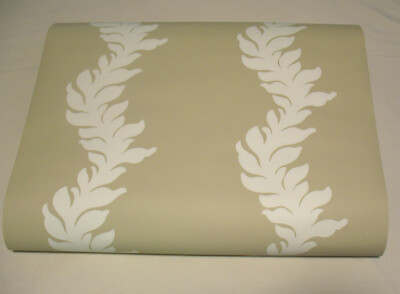 Farrow and Ball Wallpaper Acanthus BP2705