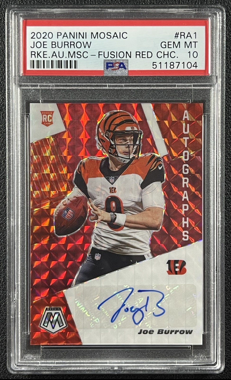 Joe Burrow Panini Mosaic Rookie Autographs Mosaic #RA1 Fusion Red Choice