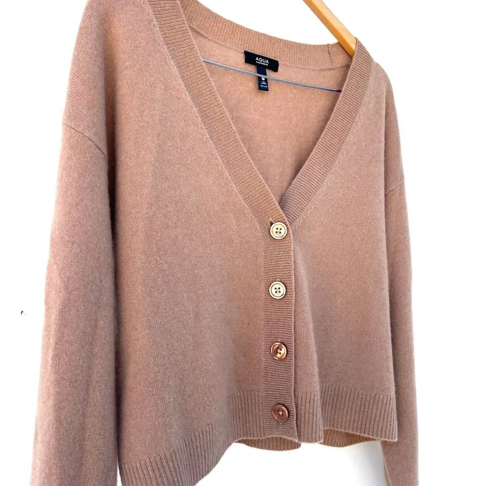 Cárdigan suéter Aqua Cashmere cuello en V cachemir tostado trigo pequeño suave acogedor Foto 4 de 4