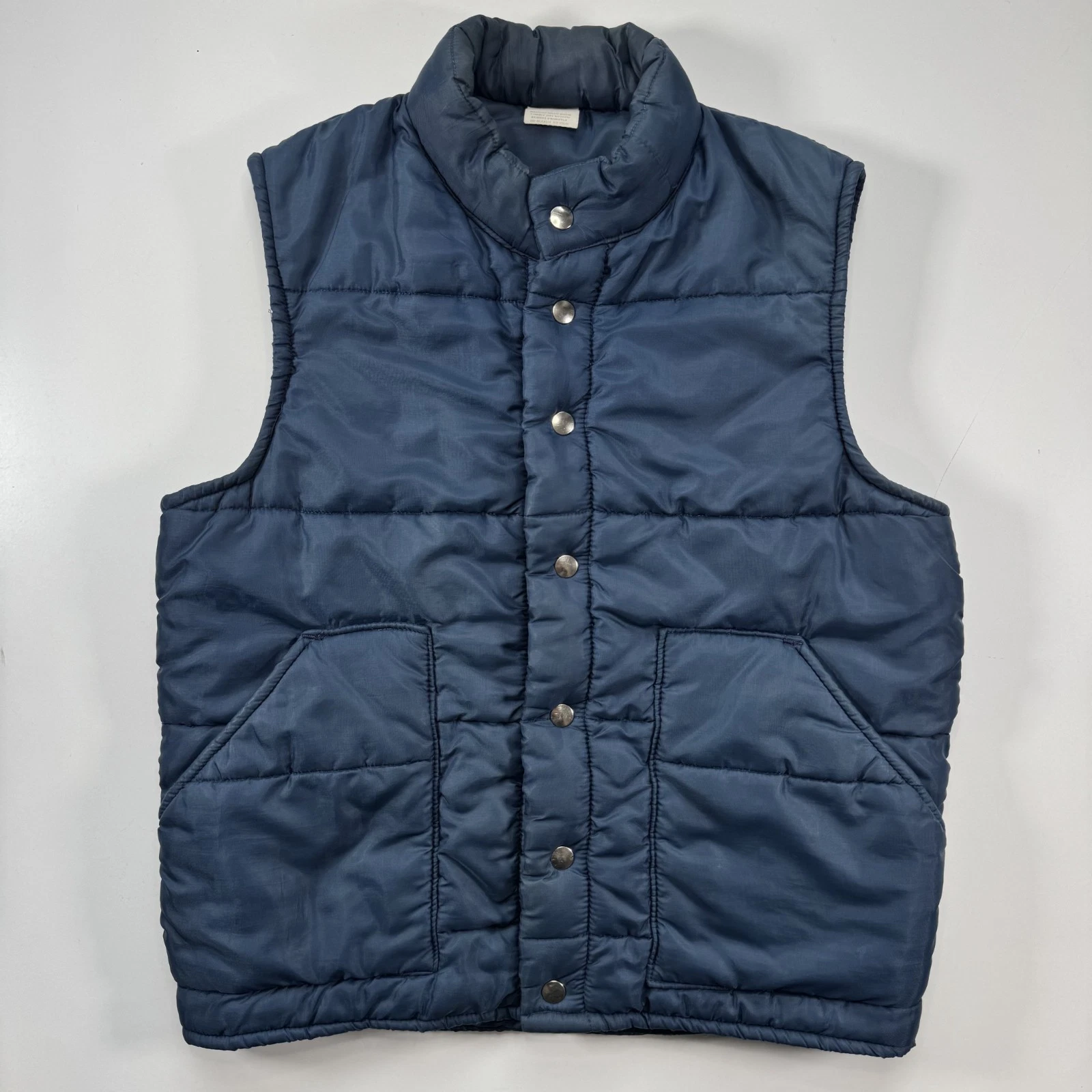 Vintage OSHKOSH Sportswear Snap Front Puffer Vest Mens Small Vtg Camping Outdoor