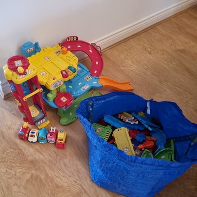 VTech Toot Toot Drivers Deluxe Garage 5 Fahrzeuge + Schienen Konvolut