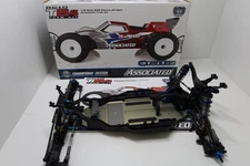 Team Associated T6.4 Stadium Truck Roller Built by Rotor Ron