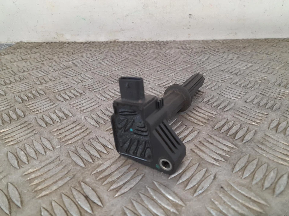 Vauxhall Viva Mk4 2015-2021 Ignition Coil Pack 12647553DA - Image 4 of 4