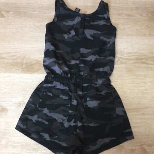 Athleta Girl Black & Gray size Small/7 Camo Print Sleeveless Lightweight Romper - Picture 5 of 7