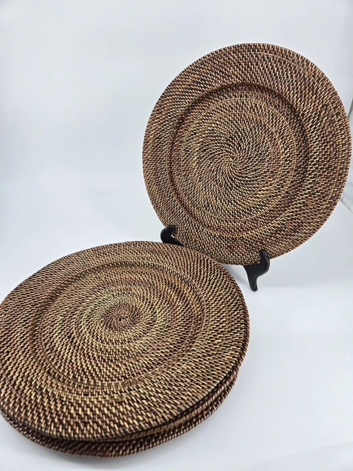 Juego de 4 cargadores redondos tejidos de ratán boho de 13 pulgadas excelente estado Foto 4 de 4