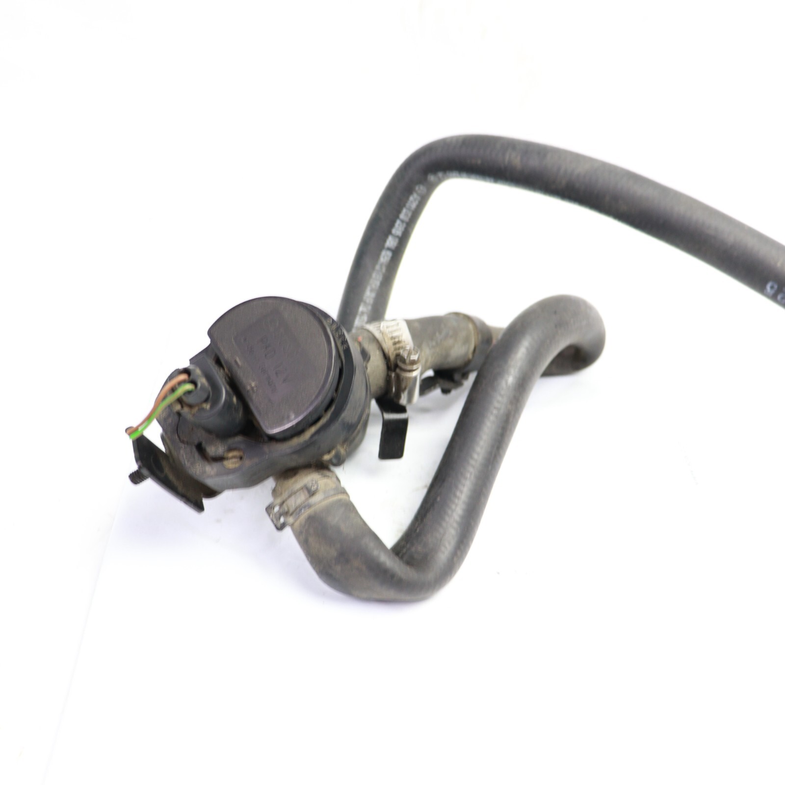 03-15 Mercedes W211 E550 SLC300 ML550 Auxiliary Water Pump Heater 2118350028 OEM