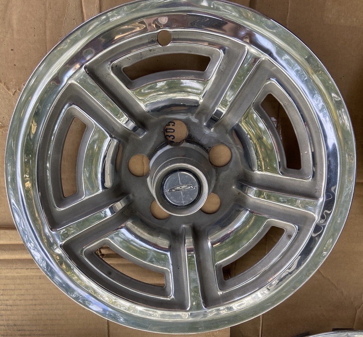 Vintage OEM 1966 1967 1968 1969 Ford Galaxie Mustang 15 in Hubcap