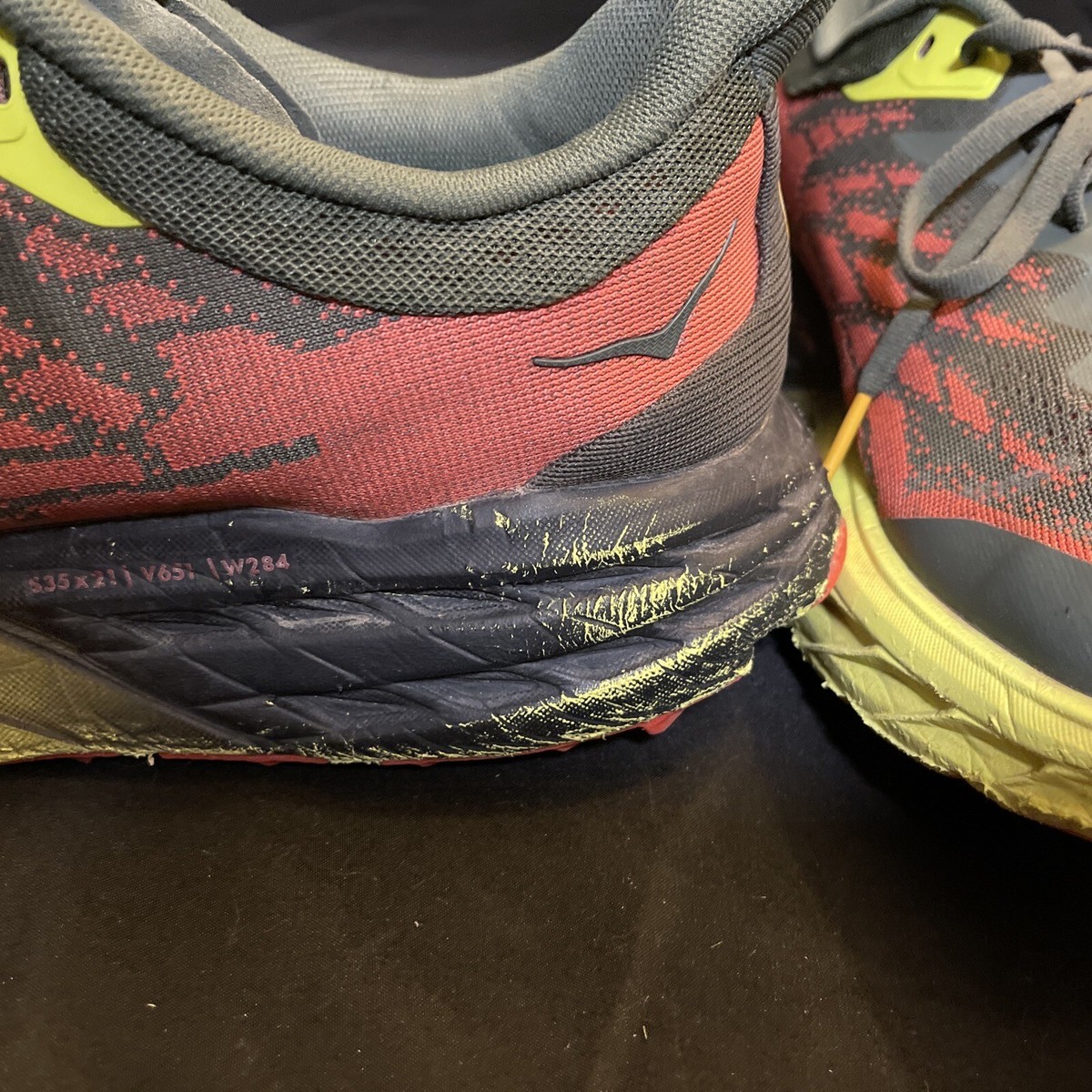Hoka One One Speedgoat 5 Mens 12 D Fiesta Radiant Yellow 