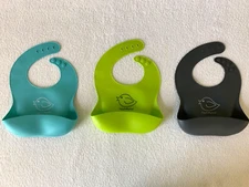 Happy Healthy Parent Baby / Toddler Lot of 3 Bibs Waterproof Silicone Easy Wipe