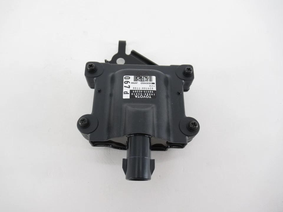 Bobina de encendido genuina OEM Toyota Lexus 19080-66010 con soporte 93-97 Land Cruiser Foto 2 de 4