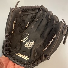 Franklin RT-II Ready To Play 9" Black T-Ball Glove Right Hand Thrower Tee Ball