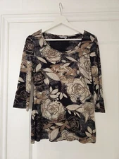 Ladies lovely floral print, brown, 3/4 sleeve,  jersey top Size 10. Vinci