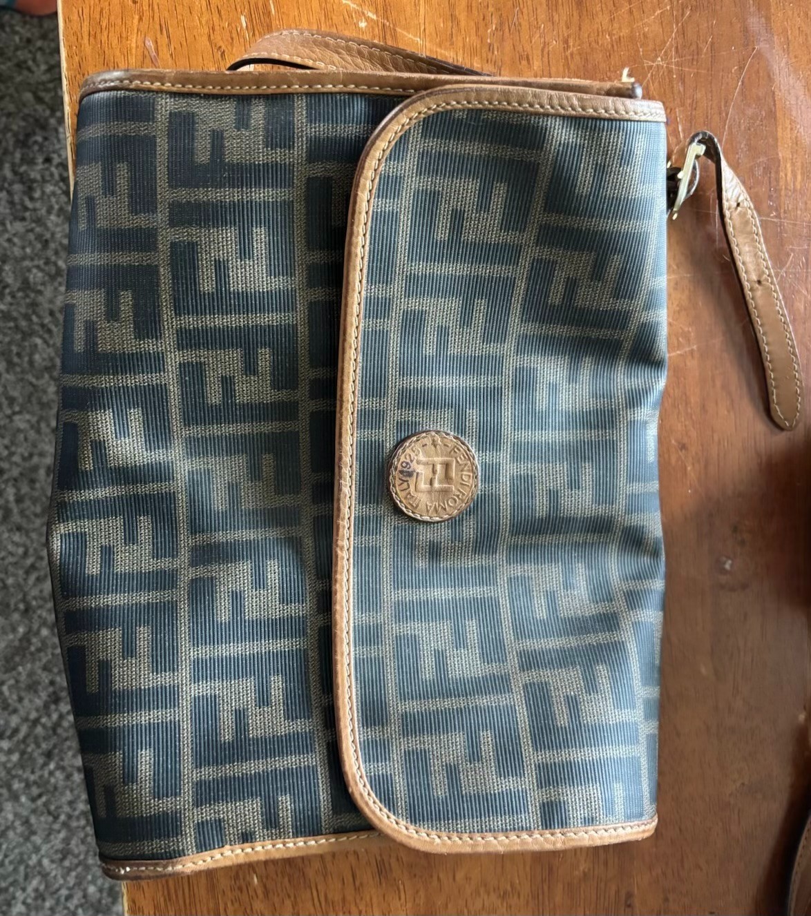 fendi purses authentic - image 4