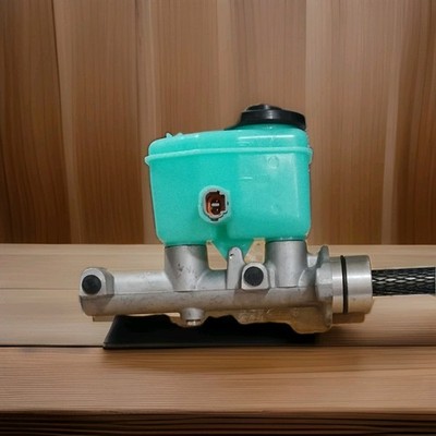 Brake Master Cylinder (Cilindro Maestro De Freno)