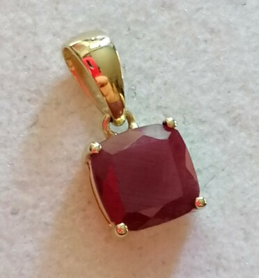 Gold Kette Anhänger Gelbgold 375 mit elegante Rubin von JLO, Neuwertig, Top  