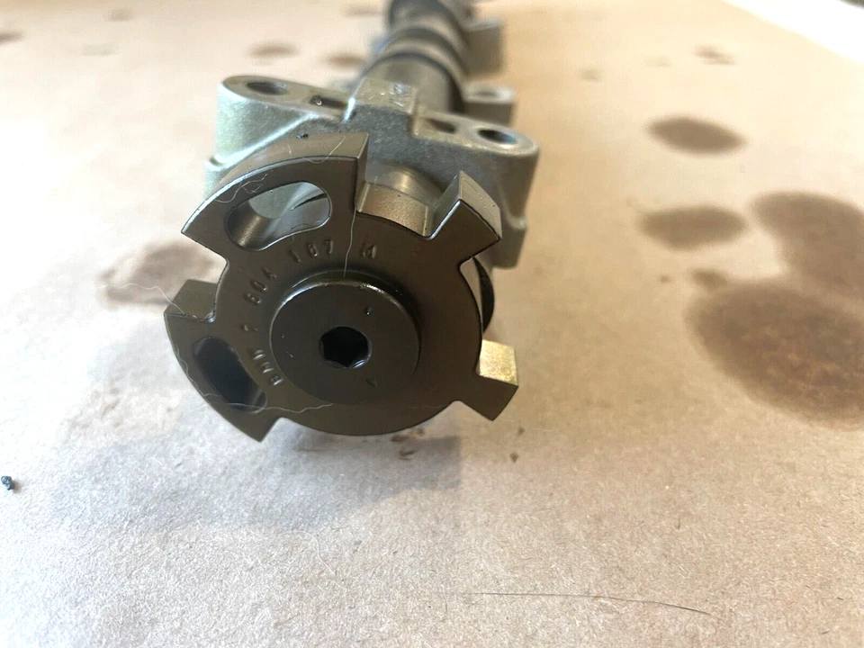 BMW 750i 750Li E65 E66 2004-2007 ~ escape del árbol de levas de salida lateral derecho ~ 1-4 Foto 2 de 4