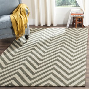 SAFAVIEH Cedar Brook CDR237D Handmade Grey / Ivory Rug - Click1Get2 Promotions