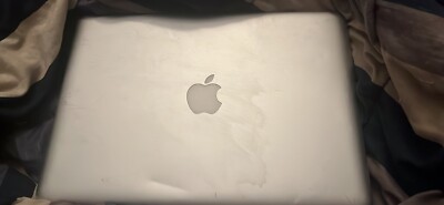 Apple MacBook Pro 13in (512GB SSD, Intel Core i5 10th Gen., 2GHz, 16GB) Laptop -