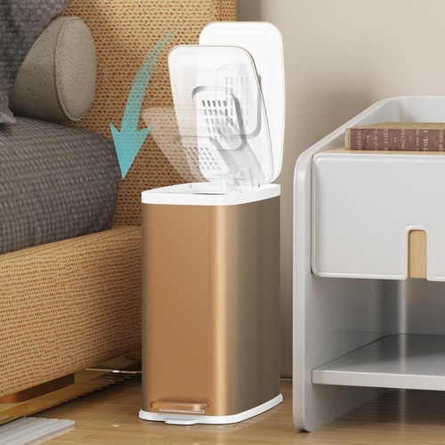 Papelera de baño Champagne Gold con tapa cierre suave 1,6 gal. + 60 bolsas de basura - Imagen 3 de 7