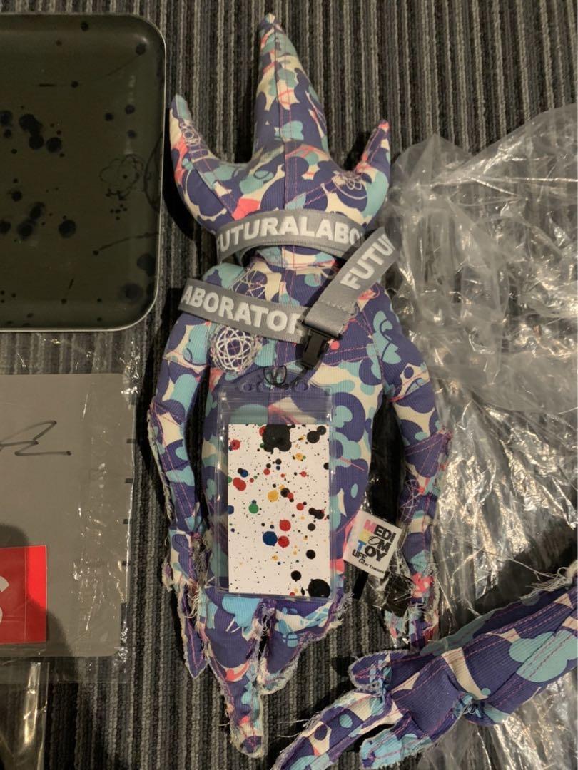 未開封 Medicom Futura LARGE 100CM Unkle 未開封 Medicom Futura LARGE 100CM Unkle Unkle (Futura) x