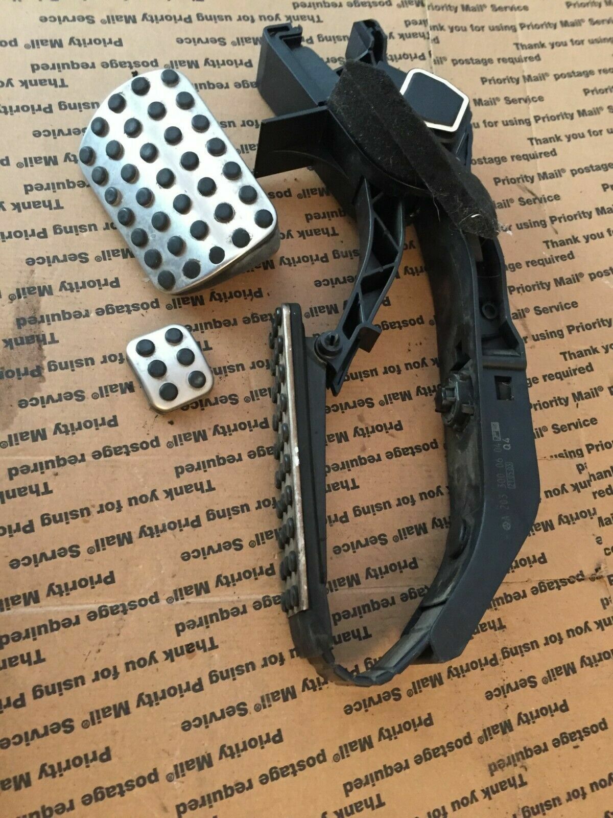 0409 MERCEDES W209 W203 W211 W221 AMG GAS ACCELERATION PEDAL W BRAKE