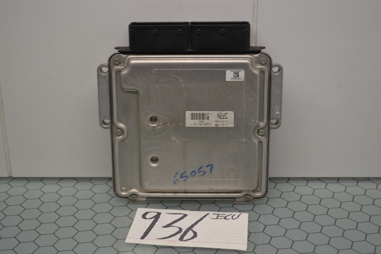15 16 17 Hyundai Accent #936 Engine Computer ECM ECU 39110-2BRG7