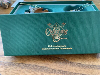 Charming Tails '' 10th Jubiläum Ornamente  Dean Griff Feder