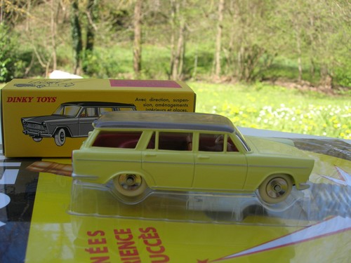 1/43 METAL DINKY TOYS FIAT 1800 FAMILIALE Réedition DE AGOSTINI Ref 548 - Bild 5 von 10