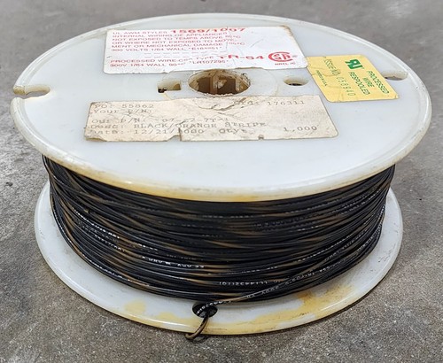 22-AWG BLACK/ORANGE STRIPED HOOK-UP WIRE 830FT TINNED COPPER (7X30)