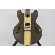 Epiphone Tom DeLonge ES-333 E-Gitarre mit Gibson Dirty Fingers Tonabnehmern